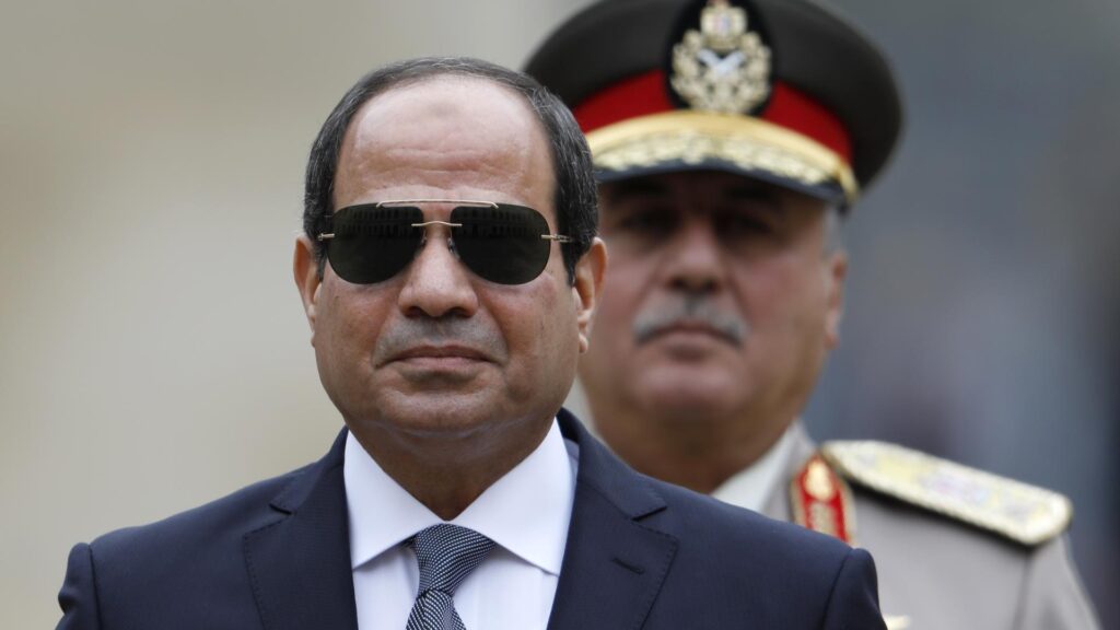 La controversa visita del presidente egiziano Al Sisi in Francia