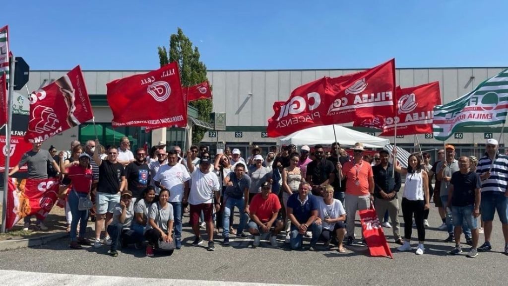 La lotta dei lavoratori all’Adidas di Piacenza